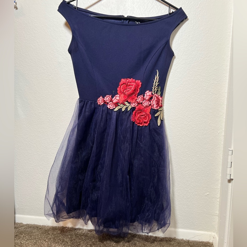 WINDSOR Formal Dress! Off the shoulder in Navy with floral EMBROIDERY!